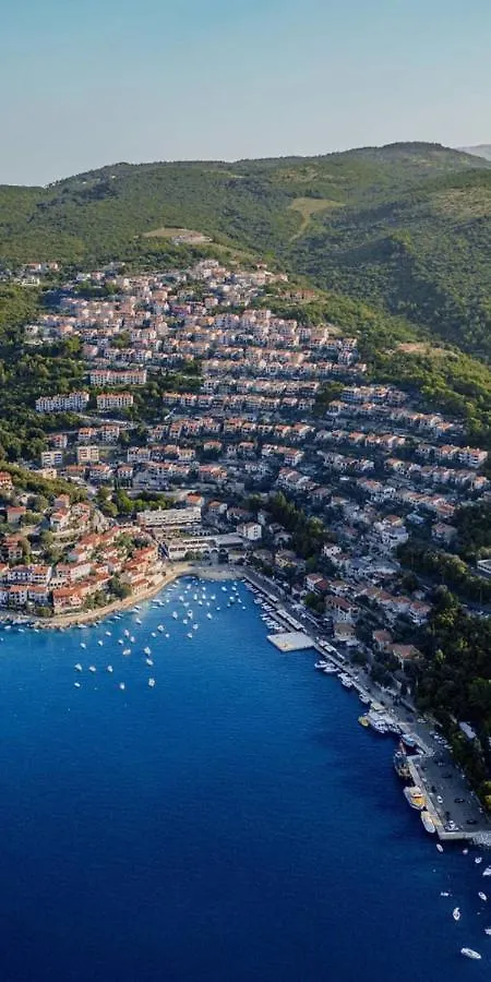 Apartment Aquamarine Rabac